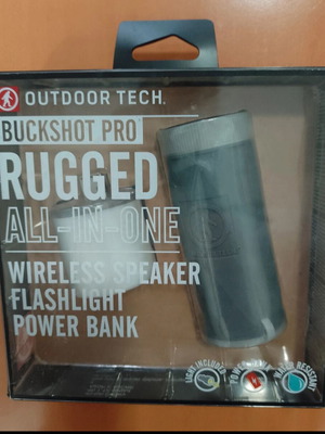 Outdoor Tech Buckshot Pro ασύρματος ηχείο φακός power bank καινούργιο