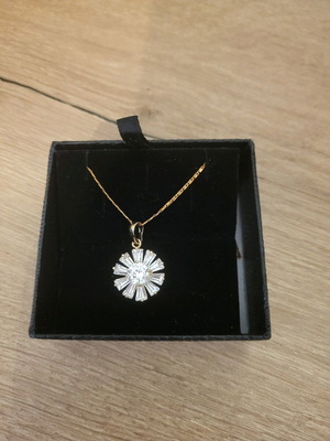 Huping gold-plated chain with flower motif new