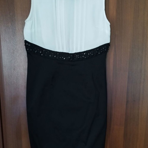 Raxevksy cocktail dress like new, black and white, size S