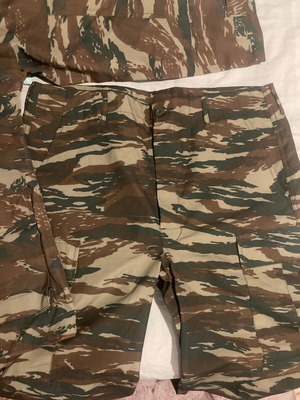 Camouflage jacket and pants set new