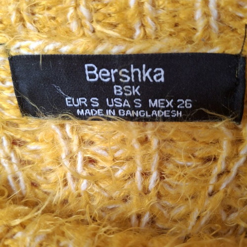 Bershka yellow sweater like new, size S