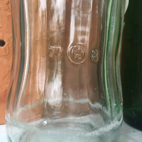 Set of Coca Cola 1 liter 1977 and 7UP 1 liter 1982 bottles