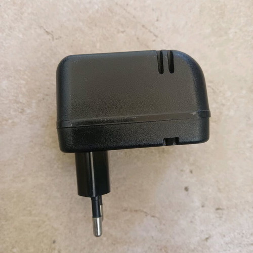 Charger like new