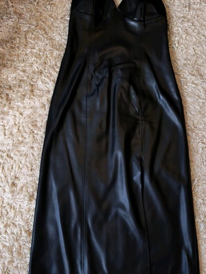 Bershka leather dress black like new with straps