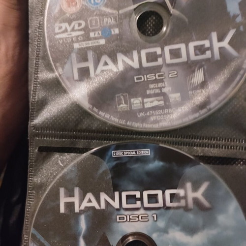 Hancock 2 Disc Edition DVD like new, comedy action adventure