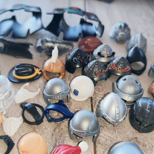 Playmobil καπέλα και οπλισμός αλόγων πακέτο σαν καινούργιο