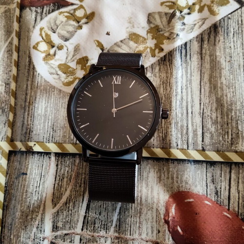 Auriol Quartz Watch black metallic bracelet like new