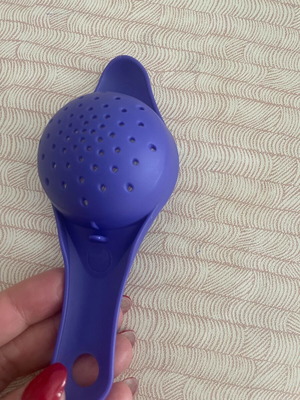 Tupperware small baking sieve purple/blue, new