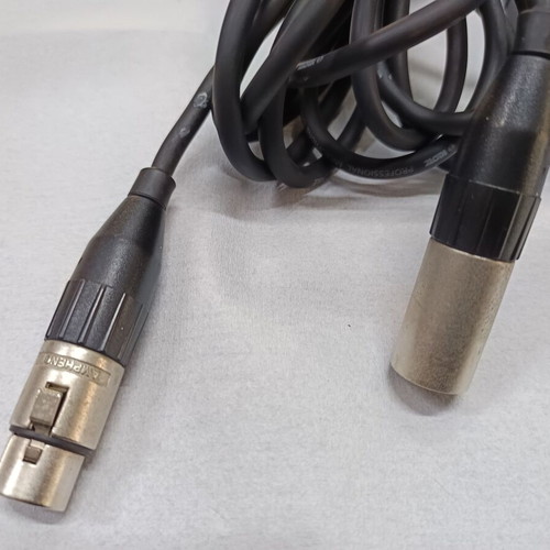 Sennheiser Freeport wireless microphone used
