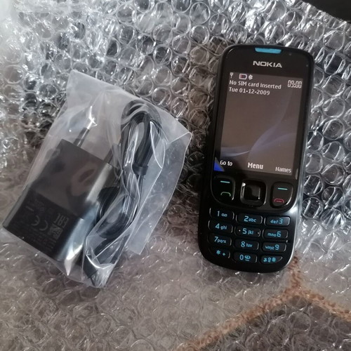 Nokia phone brand new, black, 16GB, up to 7.9 MP camera