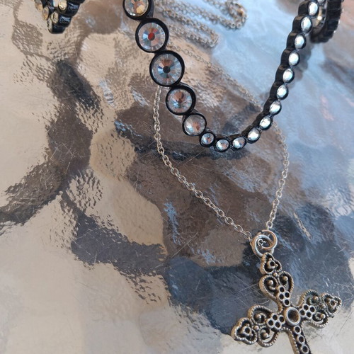 Zara choker necklace and Y2K cross necklace set new