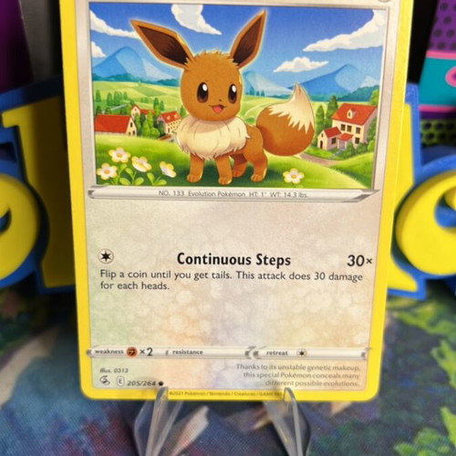 Eevee Fusion Strike Pokemon card