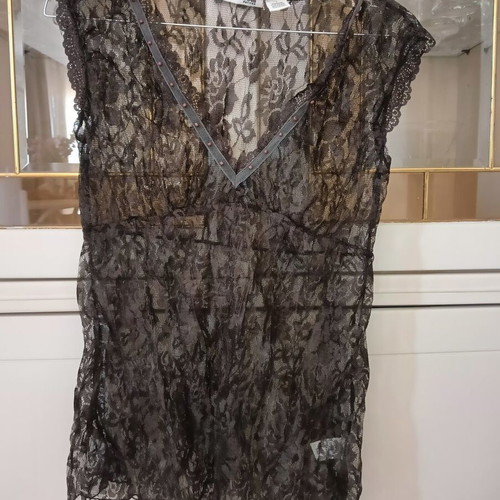 DKNY women's blouse small, like new, brown