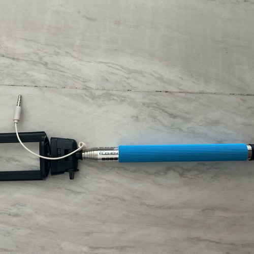 Selfie stick like new