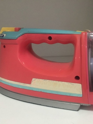 Παιδικό σίδερο σαν παιχνίδι μη λειτουργικό μεταχειρισμένο