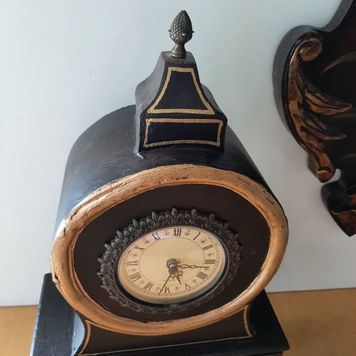 Vintage wooden clock with drawer and metal feet like new