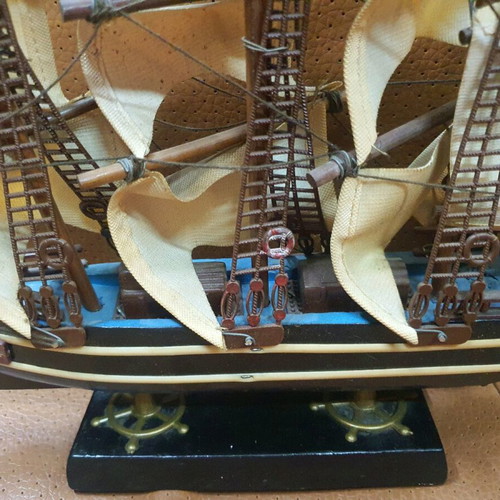 Vintage Cutty Sark 1869 ship model used, plastic