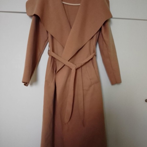 Women's camel coat with belt Biston new