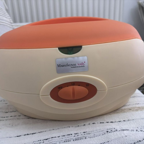 Paraffin Bath like new with mitts and boots gift