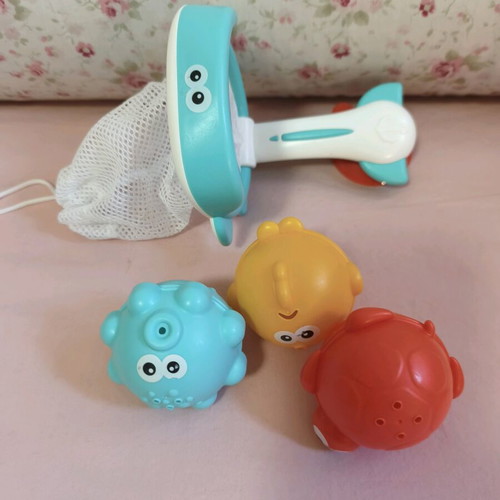 Akuku bath toys animals like new