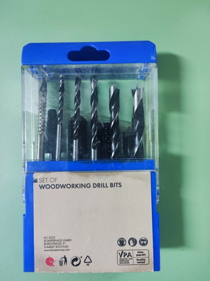 Σετ drill ξυλείας Powerfix σαν καινούργιο σε πλαστική θήκη