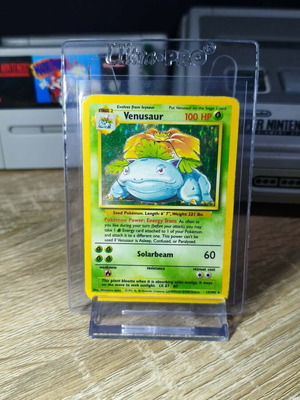 Venusaur Holo 15/102 μεταχειρισμένη vintage κάρτα Pokémon Base Set