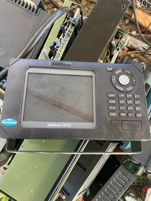 Simrad GN33 GPS navigator like new