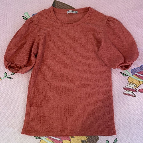 Stradivarius Textured Coral Puff Sleeve Top like new, size L