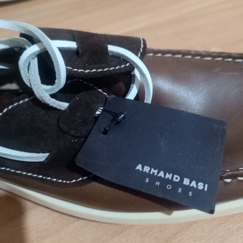 Armand Basi boat shoes new, size 45-46, brown leather