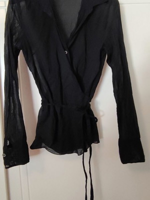 Women's wrap shirt used, size M, black