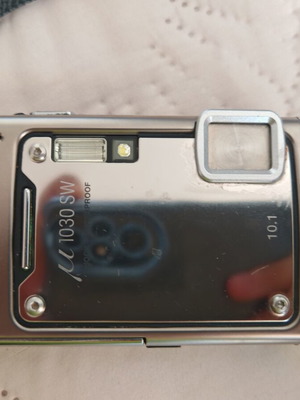Olympus μ1030 αδιάβροχη φωτογραφική μηχανή 10.1MP με θήκη και κάρτα μνήμης