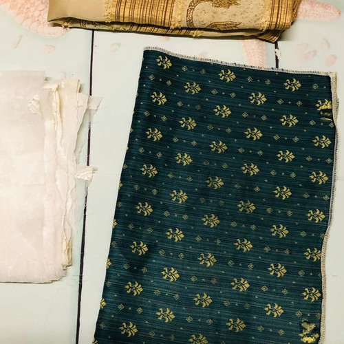 Pack of 8 fabric pieces used, cotton, polyester, polyamide