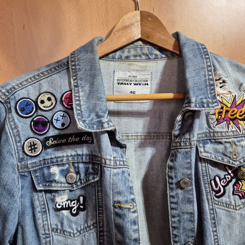 Denim jacket with designs size large like new, blue turquoise