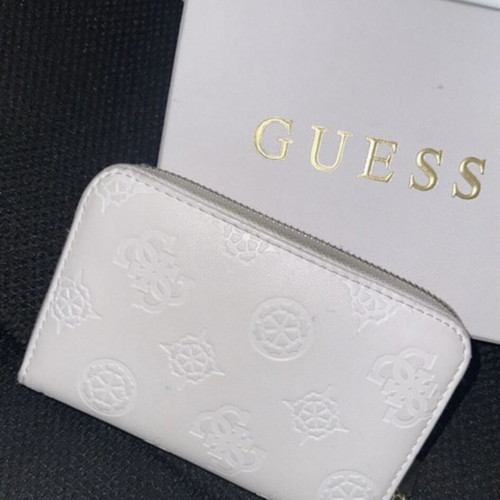 Guess white wallet