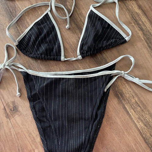 Ferre bikini like new, black, size M with adjustable straps