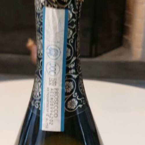Da Luca Prosecco Extra Dry sparkling wine sealed 750ml bottle