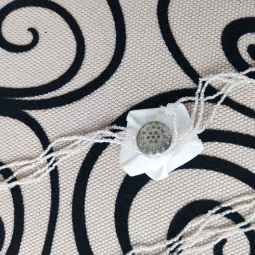 Long necklace white romantic with rose new