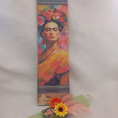 Frida-themed candle like new