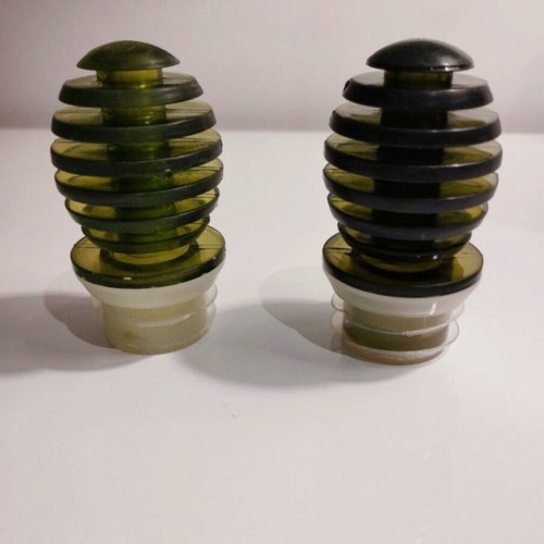 Two transparent Renga glass liquid containers 900ml new