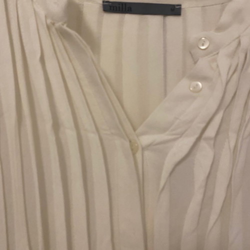 Milla dress used, white with pleated details, size M