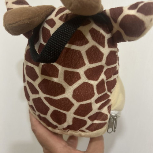 Retro plush giraffe CD DVD case like new from the 90s