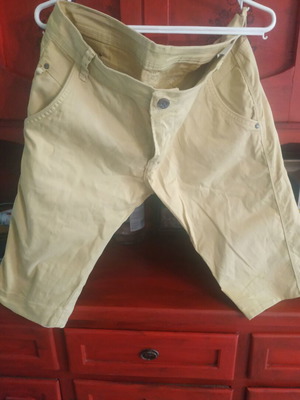 Βερμούδα αντρική κίτρινη τζην σαν καινούργιο, Νο 34