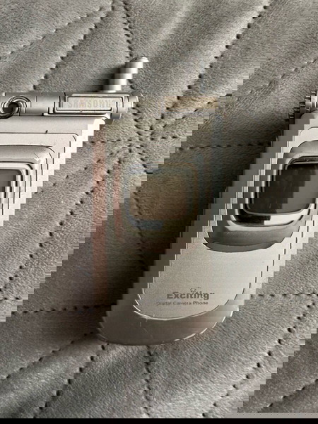 Samsung SGH-V200