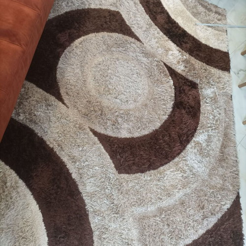 Living room rug used 270cm x 213cm with patterns
