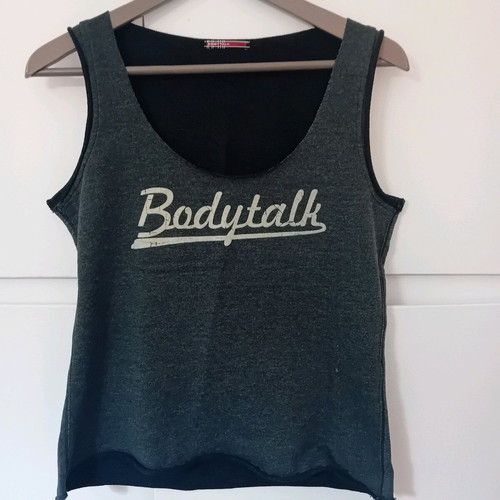 Body talk tshirt size M like new, fuchsia and dark gray