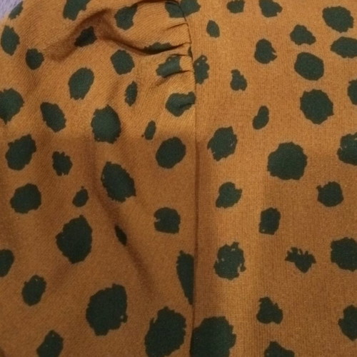 Shein curve line women's blouse like new, camel with black details, size 4XL