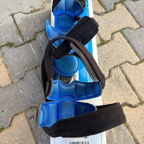 Telescopic functional brace with goniometer used for left arm