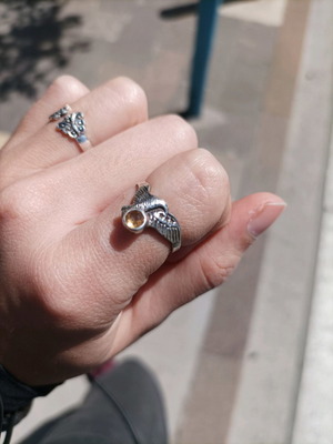 Silver eagle ring S 925 new with yellow crystal