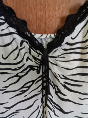 Black and white dress with animal print size M like new