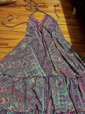 Boho maxi dress purple queen with halter neckline and paisley pattern like new
